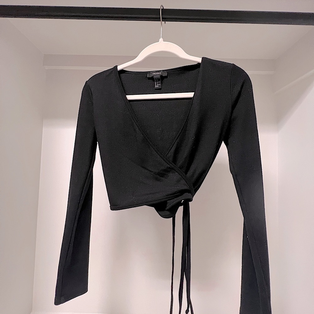 Long Sleeve Tied Crop Top - Forever 21 Size Small